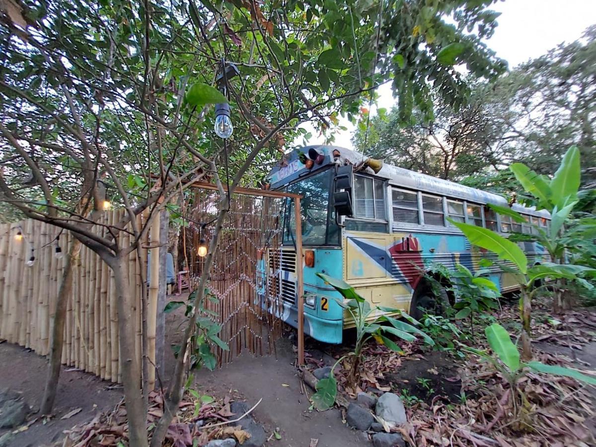 Rainbow Caravan Hostel Las Pilas Exterior foto