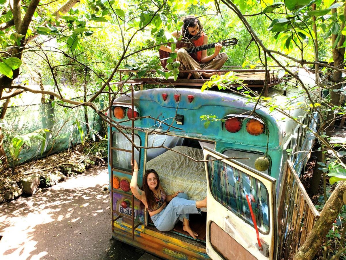 Rainbow Caravan Hostel Las Pilas Exterior foto